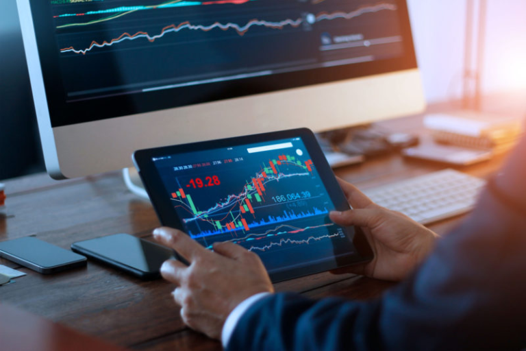Expert Advisors: Why Are They Popular?