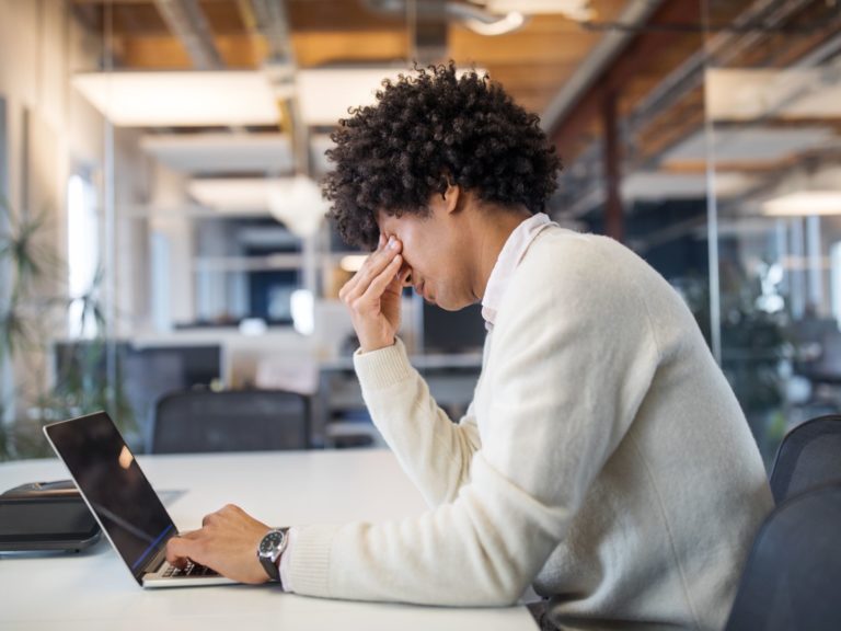 9 Tips On How To Lower Your Stress Level During Business Trips