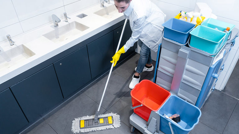 What To Consider Before Hiring A Commercial Cleaning Company