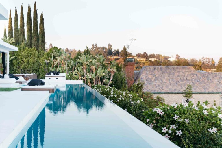 How to Revitalise Your Brisbane Garden with a Stylish Pool for Leisure and Elegance